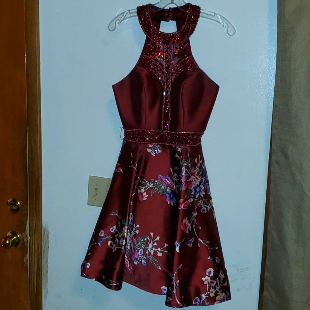 Women's size small Homecoming/Prom dress